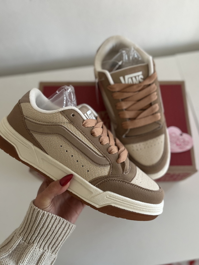 VANS HYLANE - IMPORTADA