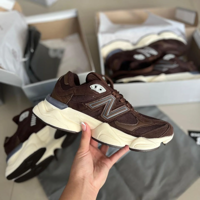 NEW BALANCE 9060 - IMPORTADAS