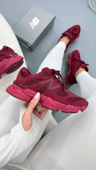 NEW BALANCE 9060 - IMPORTADAS