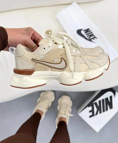 NIKE - IMPORTADAS