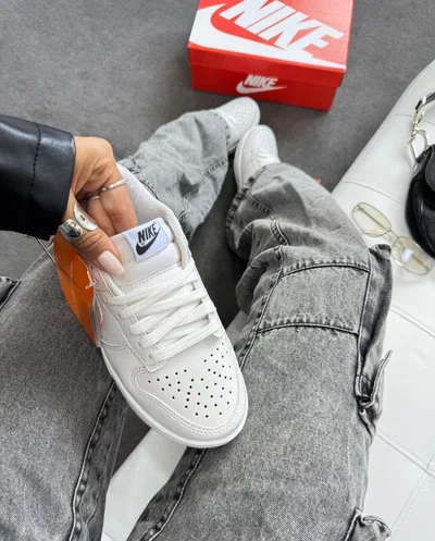 NK LOW SB - IMPORTADA 