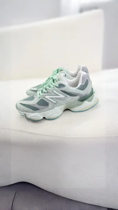 NEW BALANCE 9060 - IMPORTADAS