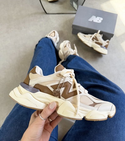 NEW BALANCE 9060 - IMPORTADAS