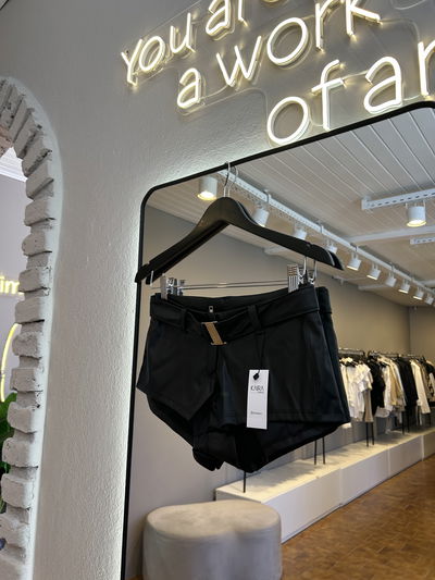 Short cuerna cinto y hebilla