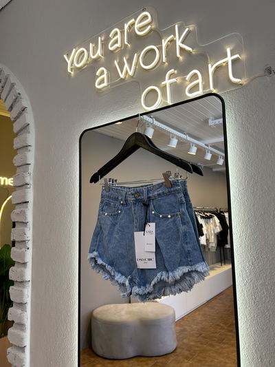 Short kimberly tachas