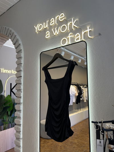 Vestido escote cuadrado