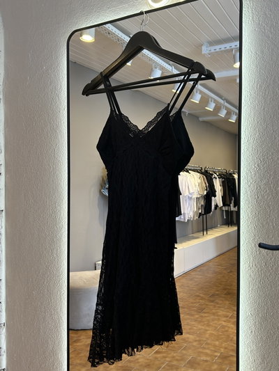 Vestido encaje nina