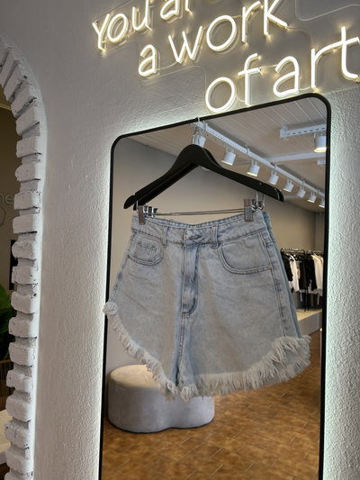 Short cavado cindy