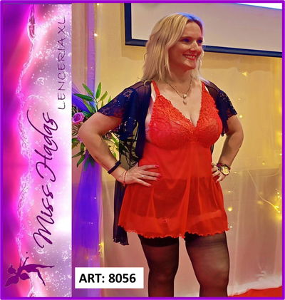 ART. 8056: Bata de Microtul y Manga de Encaje corta