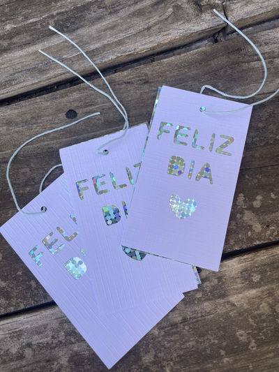 Tag Holográfico Doble "Feliz Día"