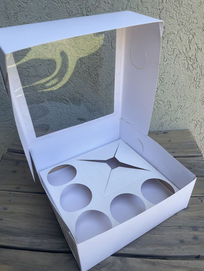 Caja Minicake + 5 Cupcakes 22x22
