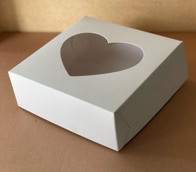 Box Blanco Con Visor Corazón 18x18x6,5
