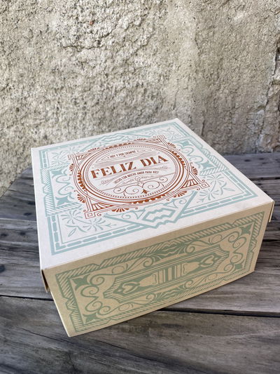 OFF 2024! Box Aqua con Estampa Dorada