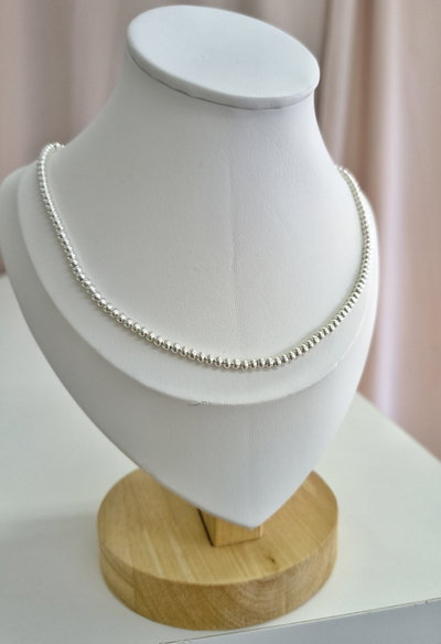 Choker Tina