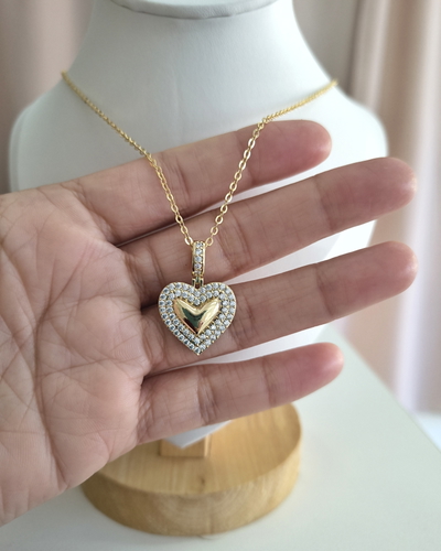 Collar Romance