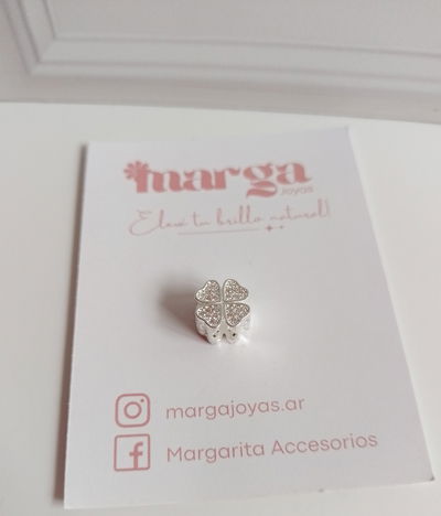 Dije Charm Trebol