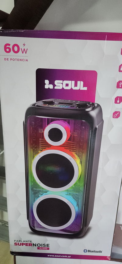 Parlante BT SOUL XL1300 SUPER NOISE 600W 8"X 2 LED NEGRO 