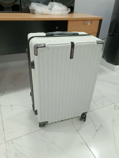 VALIJA 27" MA00G27PBL BLANCA