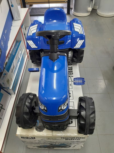 TRACTOR A PEDAL LATAPY MOD. 8050