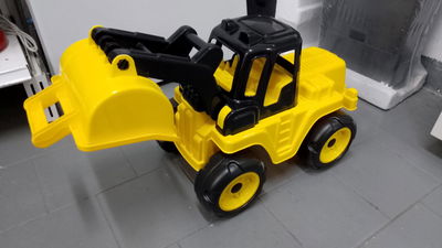 TRACTOR PATA PATA CON PALITA ELEVADORA LATAPY MOD. 7134