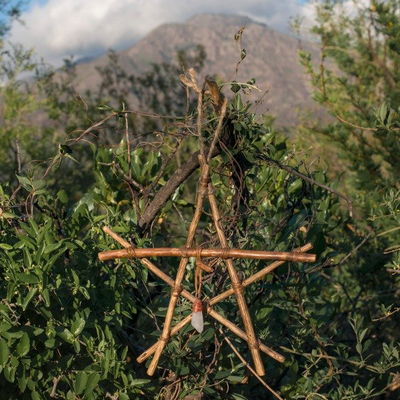 Pentagrama de Madera