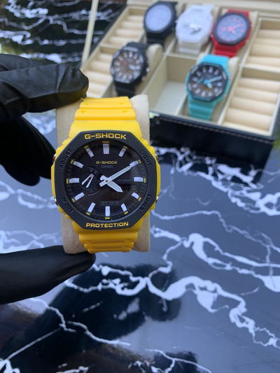 G Shock GA2100 Amarillo + Billetera Cuero de Regalo