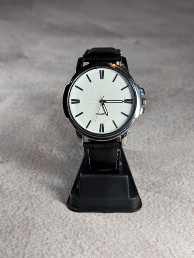 Quartz Negro Cuero + Billetera Cuero de Regalo +  Envio Gratis 