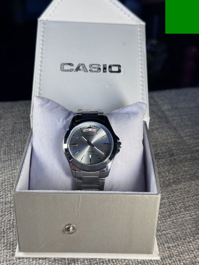 Casio Date  Plateado Acero (Grado AAA)