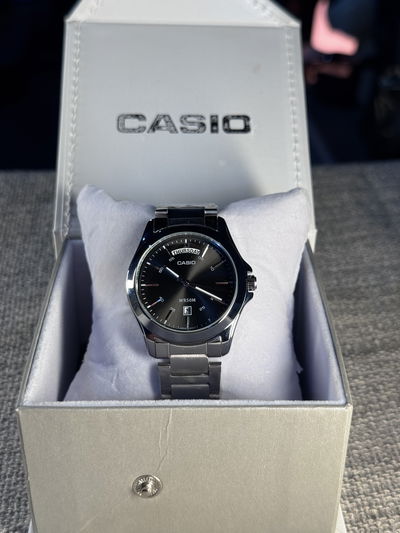 Casio Date Negro Acero (Grado AAA)