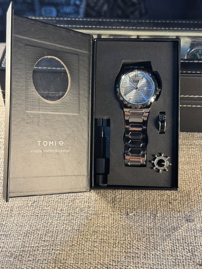 Kit Original Tomi Ocean Blanco Acero + Quita perno + Anillo + Llavero