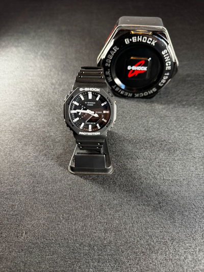 G Shock GA2100 Negro/Blanco + Billetera Cuero de Regalo +  Envio Gratis