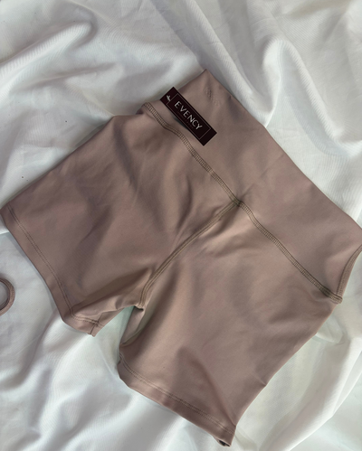 E132 - Short Jessi Rosa - T3