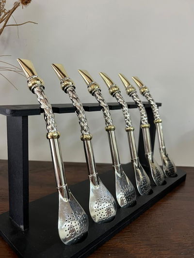 BOMBILLON SEMI RECTO (JT7)