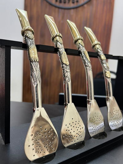 BOMBILLON EXCLUSIVO GAMA APLIQUE