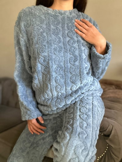 PIJAMA POLAR SOFT TRENZADO AZUL