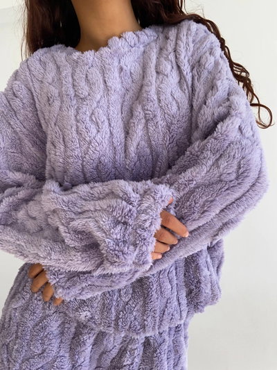 PIJAMA POLAR SOFT TRENZADO LILA
