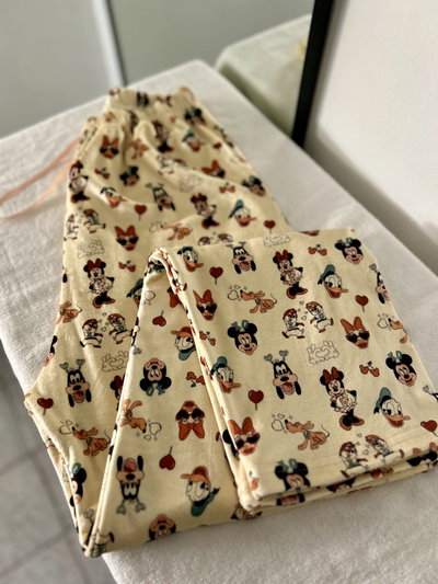 PANTALON PLUSH DISNEY CREMA