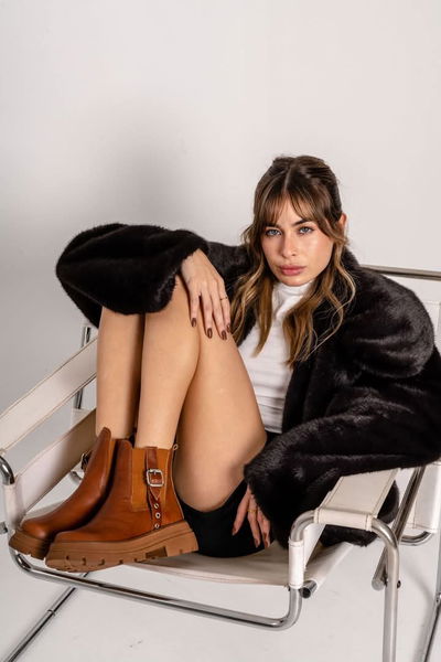 Pia cuero 