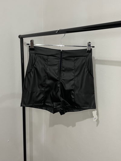SHORT LARE