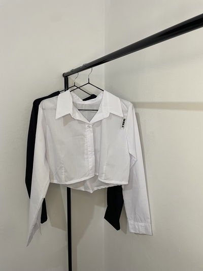 CAMISA CROP
