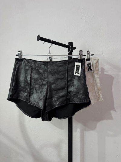 SHORT BATIK 