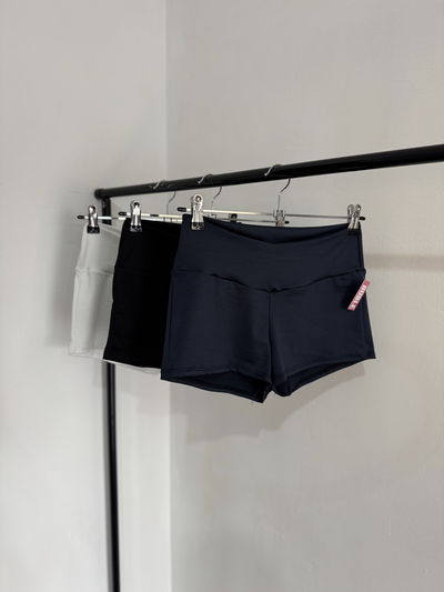 SHORT BÁSICO LYCRA