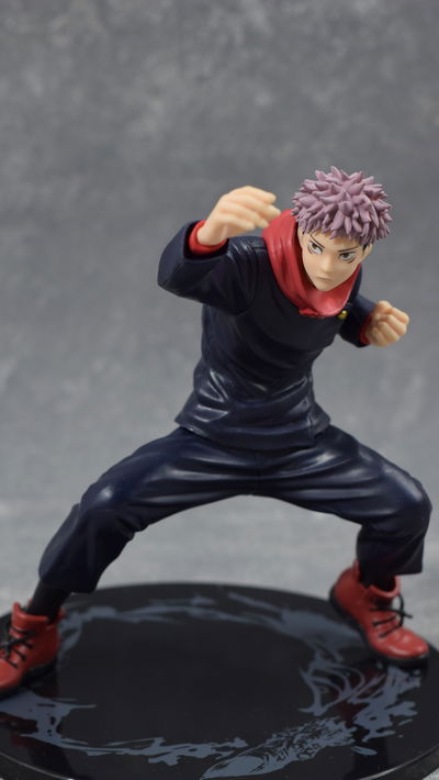 Yuji Itadori de Jujutsu Kaisen