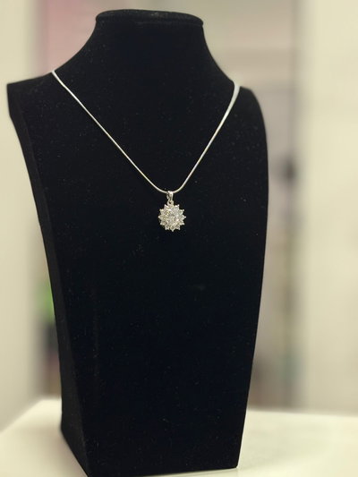 Collares con brillos