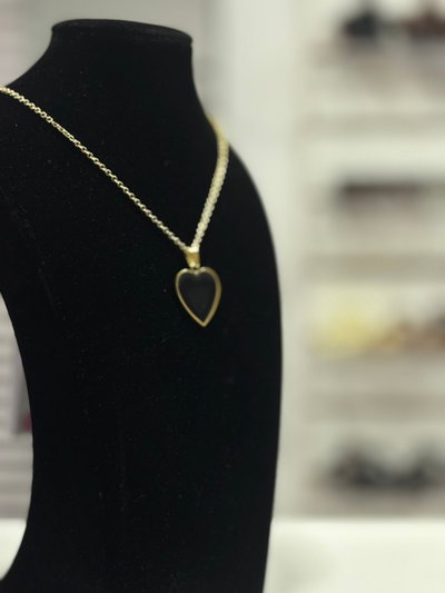 Collares corazónes dorados