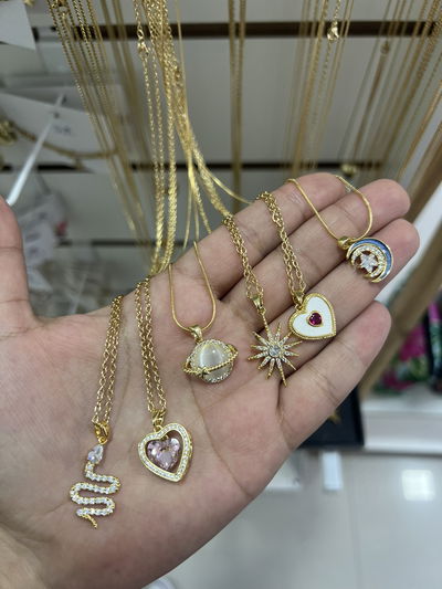 Collares dorados 