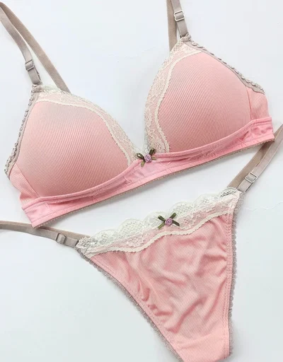733 conjunto triangulo rosa
