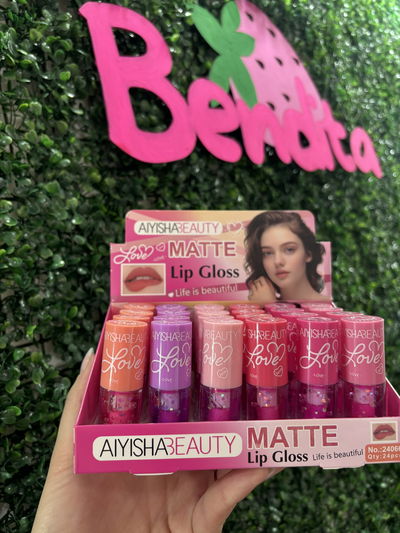 Lip gloss beuty 