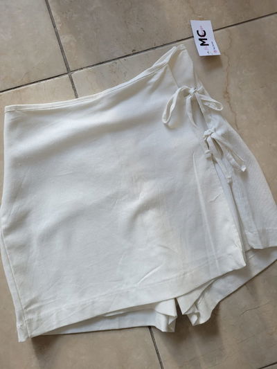 Short pollera lino sastrero