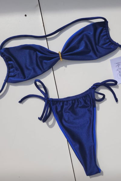 Bikini blue